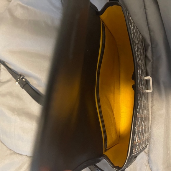 Goyard Crossbody - Picture 5 of 6